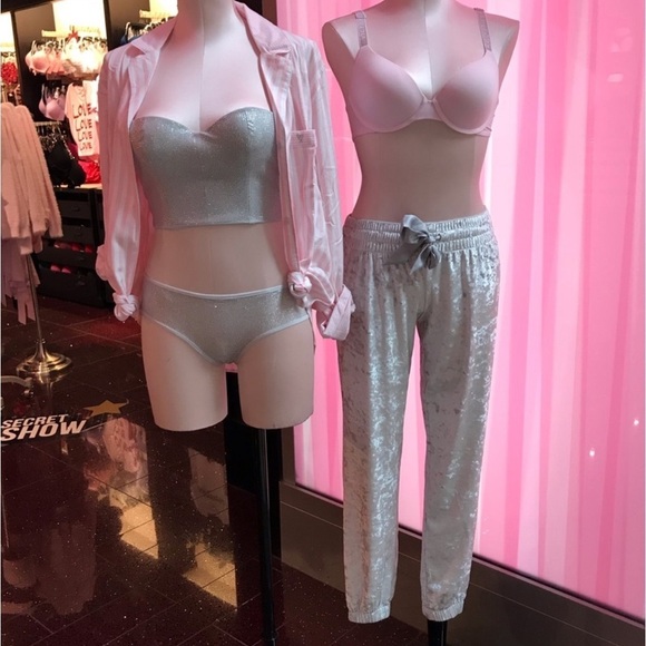 Victoria’s Secret Velvet Jogger - Picture 6 of 7